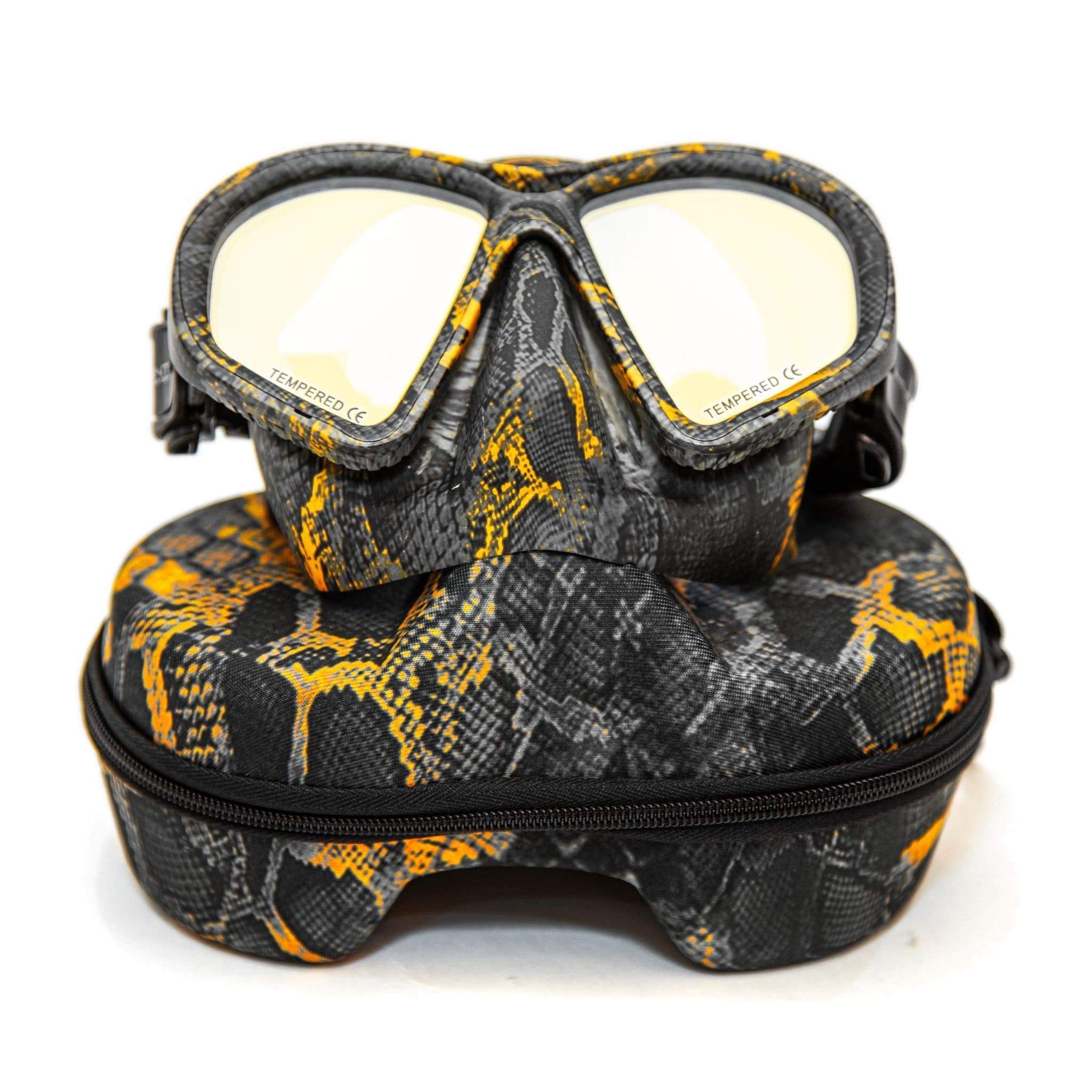 HuntMaster Blaze Harbinger Camo Diving Mask - With Matching Camo Container (Blaze)